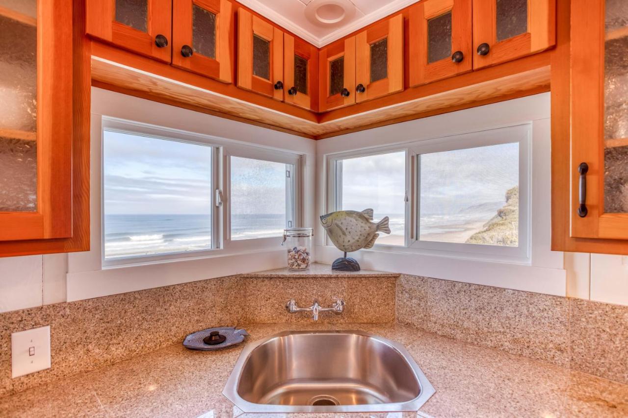 Nelscott Anchor House Villa Lincoln City Exterior photo